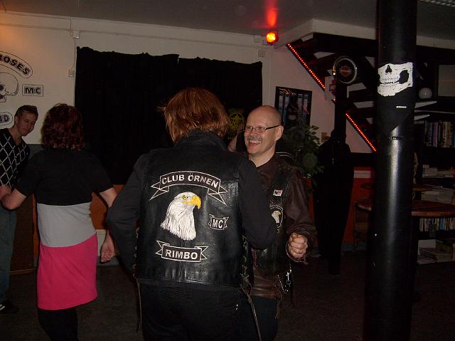 skullsnrosesbarhang 064.jpg